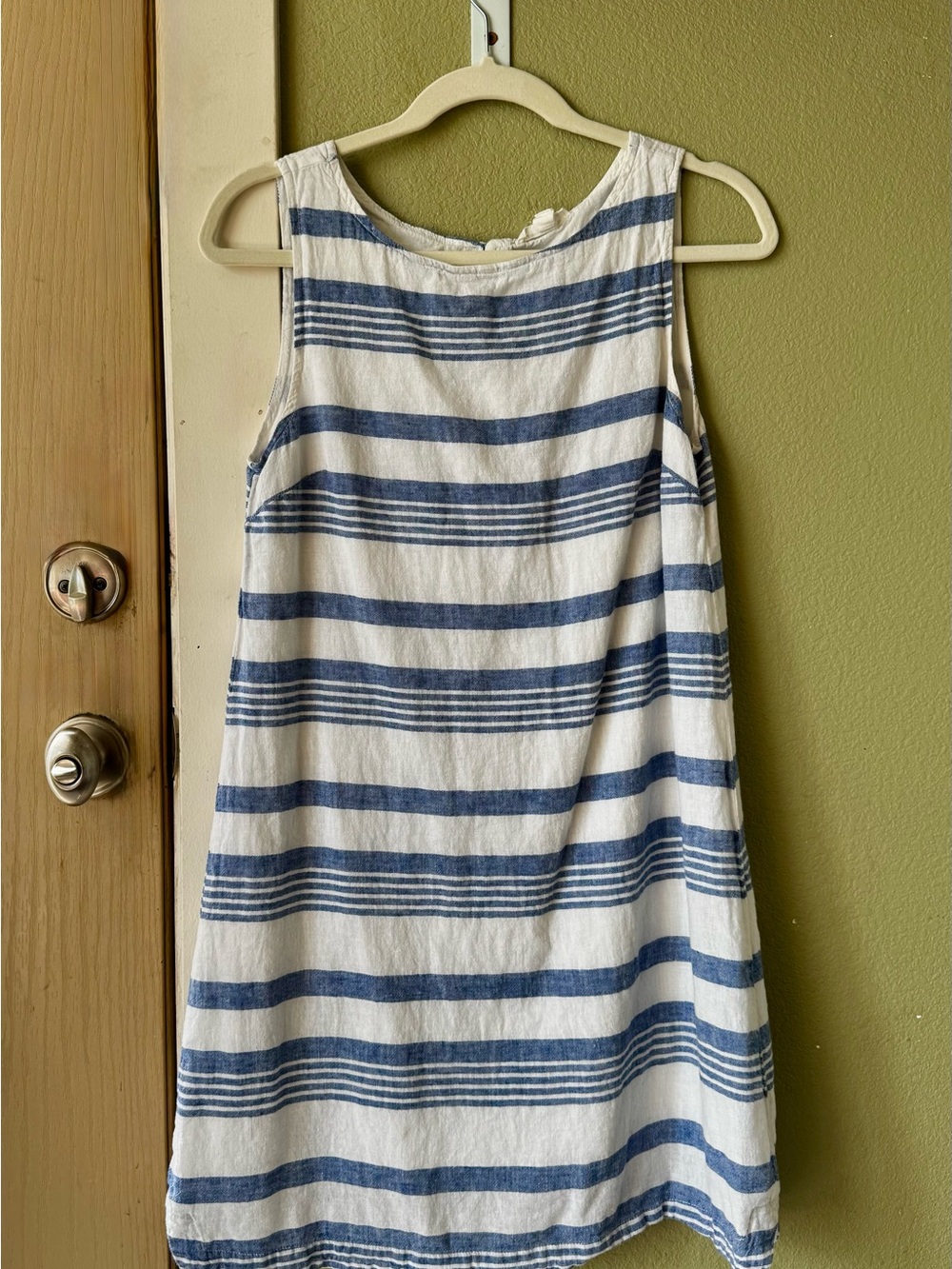 beachlunchlounge White and Blue Striped Sleeveless Dress